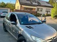 Gebraucht Peugeot 206 60 PS (44 kW) 2003 Silber Kleinwagen