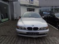 Gebraucht BMW 525 163 PS (119 kW) 2002 Silber metallic Kombi