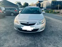 Gebraucht Opel Astra 125 PS (91 kW) 2011 Silber Kombi