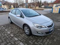 gebraucht Opel Astra 1.6 Benziner BJ 2010 54.500km