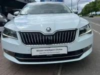 Gebraucht Skoda Superb Style 179 PS (131 kW) 2017 Laserweiss Limousine