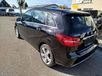 Gebraucht Mercedes B200 136 PS (100 kW) 2016 Schwarz Van / Kleinbus