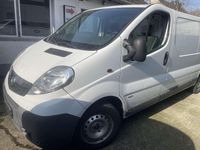 Gebraucht Opel Vivaro 145 PS (106 kW) 2011 Casabl/arctic/eisweiss/kaolin Van / Kleinbus