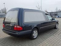 Gebraucht Mercedes E280 204 PS (150 kW) 1999 Blau