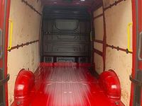Gebraucht VW Crafter 177 PS (130 kW) 2022 Rot Van