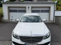 Gebraucht Mercedes E220 194 PS (142 kW) 2020 Weiß Limousine