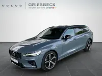 Używany Volvo V60 Plus 455 KM (334 kW) 2023 Szary Kombi
