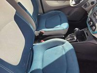 Second-hand Renault Captur Expression 114 CP (83 kW) 2017 Albastru SUV