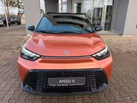 Neu Toyota Aygo X Lounge 116 PS (85 kW) 2026 Orange SUV