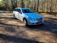 Gebraucht Mercedes E300 204 PS (150 kW) 2010 Silber Kombi