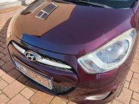 Gebraucht Hyundai i10 Edition 69 PS (50 kW) 2012 Violett Kleinwagen
