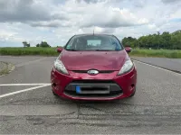 Używany Ford Fiesta 82 KM (60 kW) 2010 Czerwony Hatchback