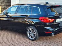 gebraucht BMW 218 218 d Sport Line Autom. Navi LED Driving Assistent