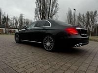 Gebraucht Mercedes E220 194 PS (142 kW) 2016 Schwarz Limousine