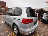 Gebraucht VW Sharan Trendline 150 PS (110 kW) 2012 Silber Van / Kleinbus