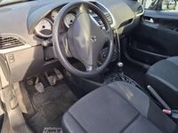 Gebraucht Peugeot 207 95 PS (69 kW) 2011 Schwarz Kleinwagen