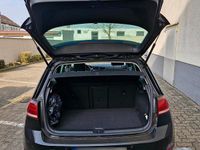 Gebraucht VW Golf VII 131 PS (96 kW) 2019 Schwarz Kleinwagen