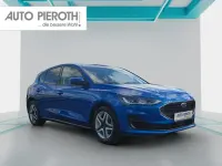 Gebraucht Ford Focus Cool & Connect 101 PS (74 kW) 2022 Blau Limousine