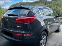 Gebraucht Kia Sportage Attract 132 PS (97 kW) 2016 Grau SUV