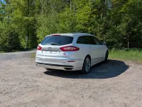 Second-hand Ford Mondeo Vignale 209 CP (153 kW) 2016 Alb Break