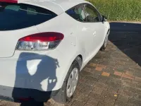 Gebraucht Renault Mégane Bose Edition 132 PS (97 kW) 2015 Weiß Coupé