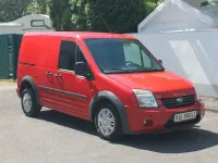 Używany Ford Transit Connect Trend 90 KM (66 kW) 2013 Czerwony Minivan