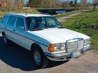 Gebraucht Mercedes 230 136 PS (100 kW) 1984 Weiß Kombi