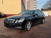 Gebraucht Mercedes E220 170 PS (125 kW) 2011 Schwarz Kombi