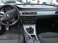 Gebraucht BMW 318 M Sport 190 PS (139 kW) 2010 Schwarz Limousine