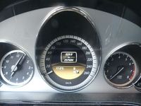 Gebraucht Mercedes E200 Avantgarde 184 PS (135 kW) 2012 Silber Limousine