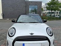 Gebraucht Mini Cooper Classic 136 PS (100 kW) 2023 Weiß Kleinwagen