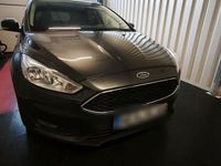 Usata Ford Focus 120 CV (88 kW) 2016 Grigio Station wagon