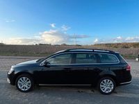 Gebraucht VW Passat 140 PS (102 kW) 2012 Schwarz Kombi