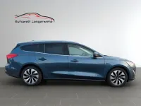 Gebraucht Ford Focus Cool & Connect 125 PS (91 kW) 2018 Blau Limousine