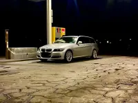 Gebraucht BMW 325 250 PS (183 kW) 2009 Silber Kombi