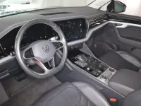 Second-hand VW Touareg 286 CP (210 kW) 2022 Negru SUV