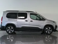Neu Peugeot e-Rifter GT 100 kW (136 PS) 2026 Grau Van / Kleinbus