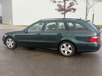 Gebraucht Mercedes E200 184 PS (135 kW) 2008 Grün Kombi