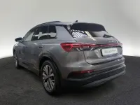 Gebraucht Audi Q4 e-tron Ambiente 194 kW (265 PS) 2023 Taifungrau metallic SUV