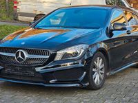 Gebraucht Mercedes CLA200 Shooting Brake 156 PS (114 kW) 2015 Schwarz Kombi