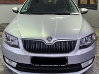 Gebraucht Skoda Octavia 150 PS (110 kW) 2014 Silber Kleinwagen