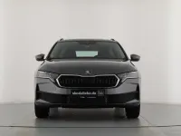 Neu Skoda Octavia 116 PS (85 kW) 2026 Grau Kombi