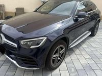 Gebraucht Mercedes GLC300e AMG 320 PS (235 kW) 2020 Blau Coupé