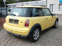 Second-hand Mini ONE 90 CP (66 kW) 2002 Galben Hatchback
