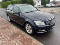 Gebraucht Mercedes C250 204 PS (150 kW) 2010 Blau Kombi