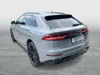 Gebraucht Audi Q8 Competition 286 PS (210 kW) 2023 Nardograu SUV