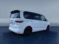 Second-hand VW Multivan Life 150 CP (110 kW) 2023 Alb Monovolum