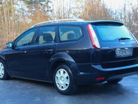 Gebraucht Ford Focus Style 109 PS (80 kW) 2010 Schwarz Kombi