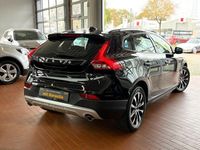 Gebraucht Volvo V40 152 PS (111 kW) 2019 Schwarz Limousine