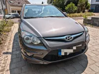 Gebraucht Hyundai i30 Classic 109 PS (80 kW) 2012 Braun Limousine